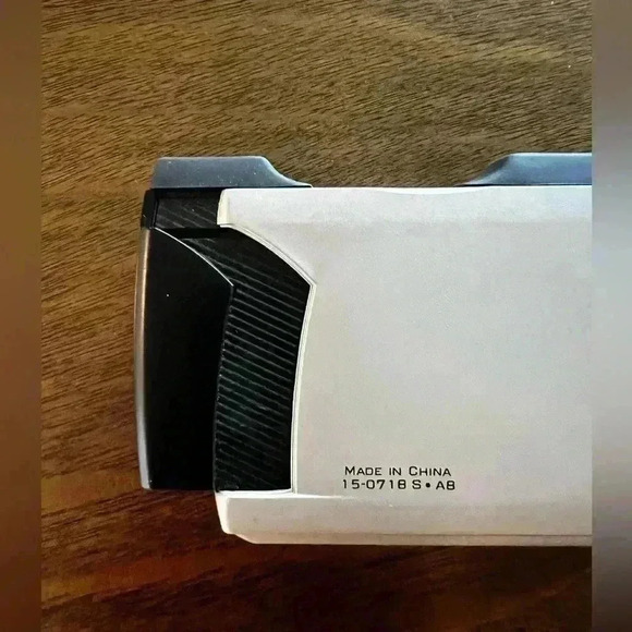 Bushnell 7x18 Wide View Binoculars - Picture 9 of 9